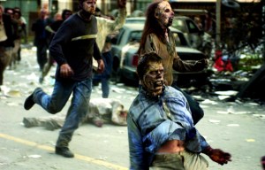DAWN OF THE DEAD, 2004, (c) Universal/courtesy Everett Collection