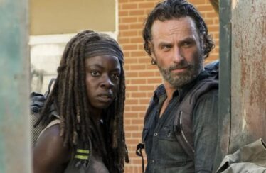 The Walking Dead: The Ones Who Live set pics show Michonne in a new outfit – JoBlo.com