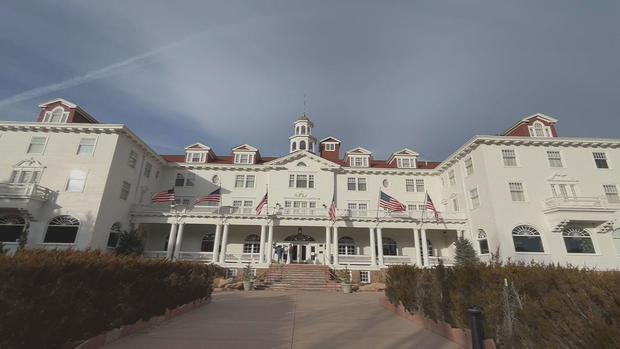 stanley-hotel-sale-6pkg-transfer-frame-926.jpg 