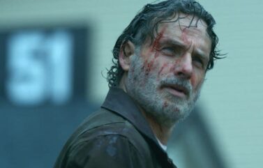 ‘The Walking Dead: The Ones Who Live’ Stars Break Down That Surprising Cameo and Violent Twist – Yahoo Entertainment