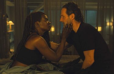 ‘The Walking Dead: The Ones Who Live’ stars on Rick and Michonne sex scene – Entertainment Weekly News