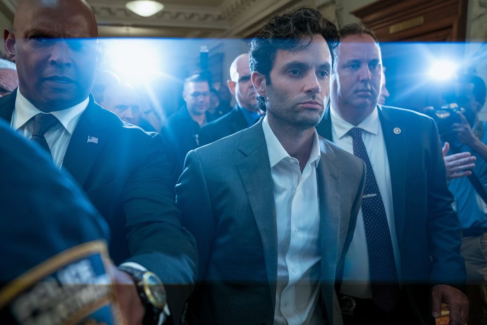Penn Badgley as Joe Goldberg in  You. (Photo: Clifton Prescod/Netflix)