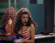 FEAR STREET: PROM QUEEN REVIEW – The Hair is Big, But the Scares Are Not