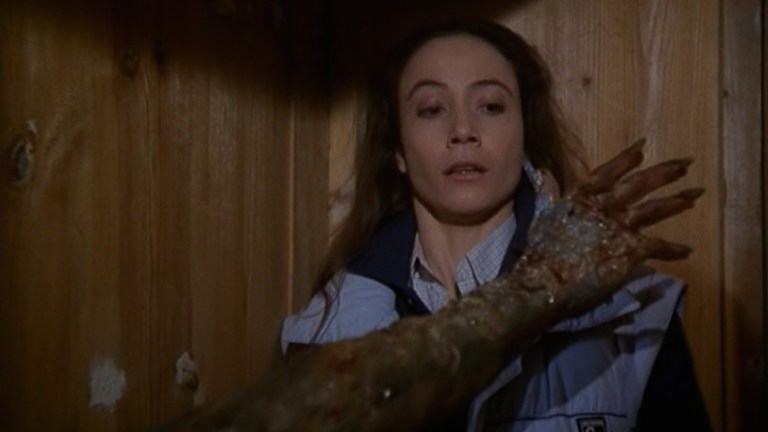 Walking Dead: Daryl Dixon Sneak Peek: As Season 2 Premiere Nears, Carol Is Ready, Aims and… - Yahoo Entertainment - Zombie Gaming The House of Lost Souls (1989)