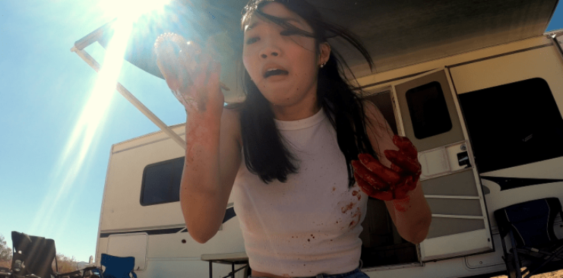 Found Footage Anthology ‘Clickbait’ Skewers Online Culture [Review] – Bloody Disgusting