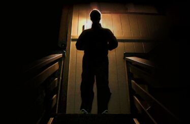 7 horror movies to watch if you liked ‘Fear Below’ – Sportskeeda