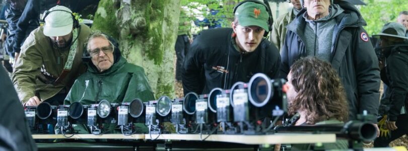 How “28 Years Later” DP Anthony Dod Mantle Mounted 20 iPhones to a Custom Rig For …