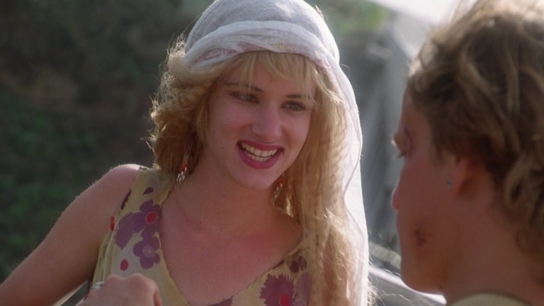 l-intro-1712948403jpg - Zombie Gaming Juliette Lewis in Natural Born Killers.